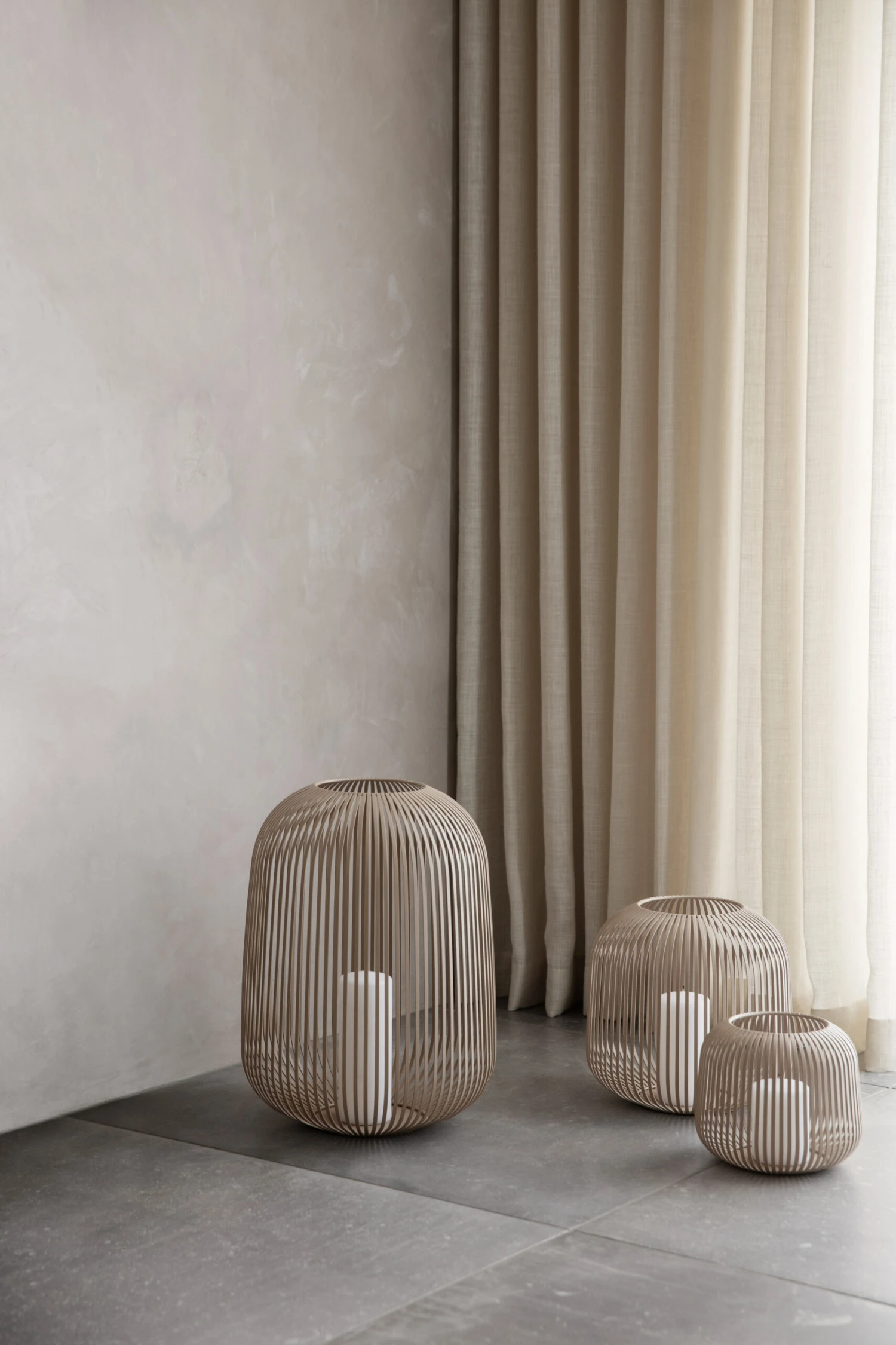 Blomus Lito Lanterna Lantern Ø33 Cm 2 Blomus Lito Lanterna Lantern Ø33 Cm - Image 2