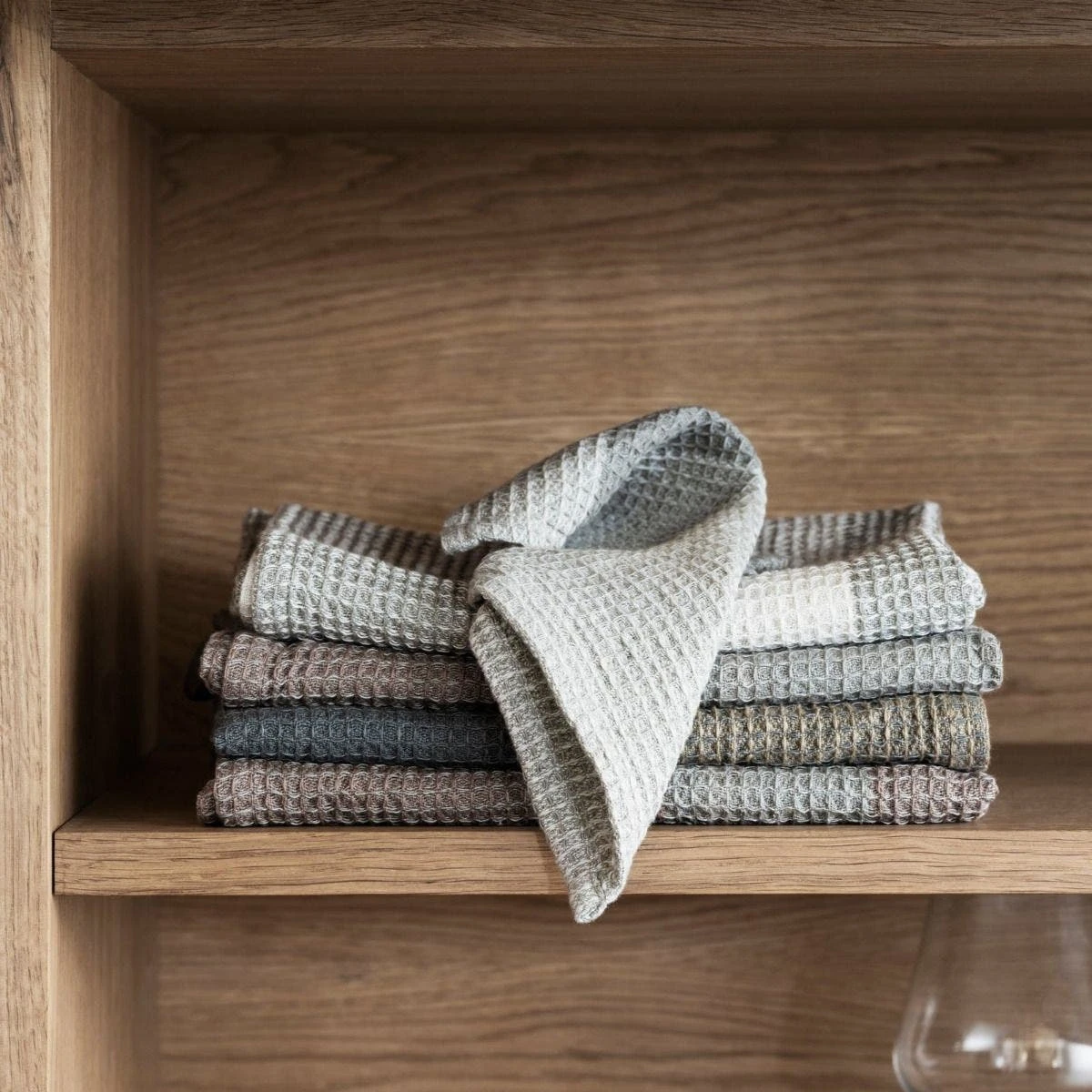 Blomus Gano Cotton Waffle Tea Towels (Set Of 2) 5 Blomus Gano Cotton Waffle Tea Towels (Set Of 2) - Image 5